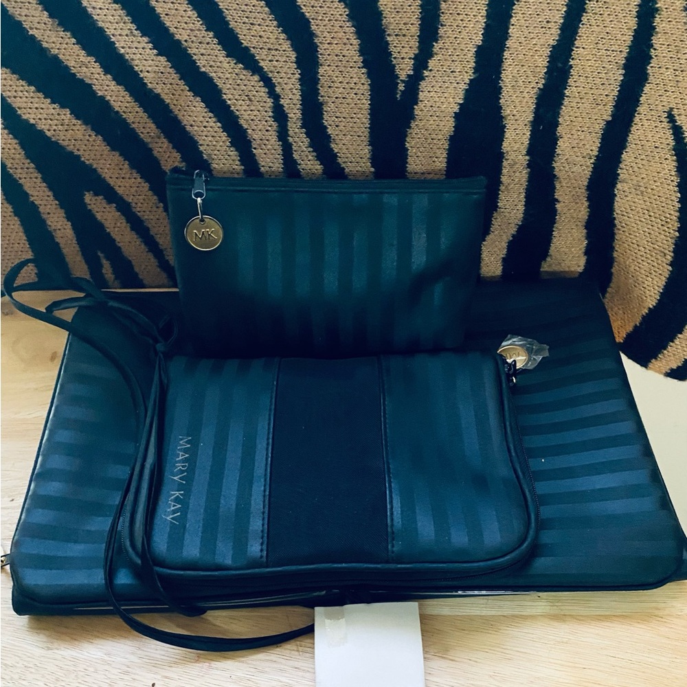 Mary Kay beauty organizer set (black)